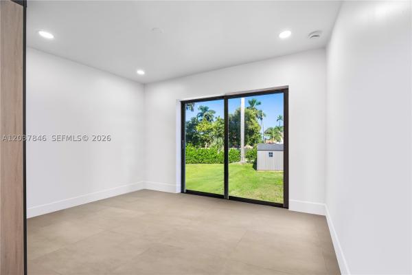 Hollywood Lakes, 1141 Hollywood Blvd, Hollywood, Florida 33019, image 2