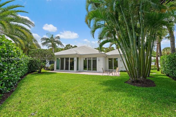The Club Cottages At Admirals Cove, 4501 Captains Way, Jupiter, Florida 33477, image 1