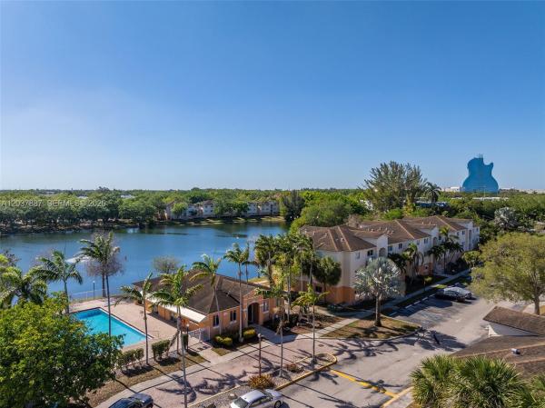 Lakewood At Emerald Hills, 3690 N 56th Ave #948, Hollywood, Florida 33021, image 1