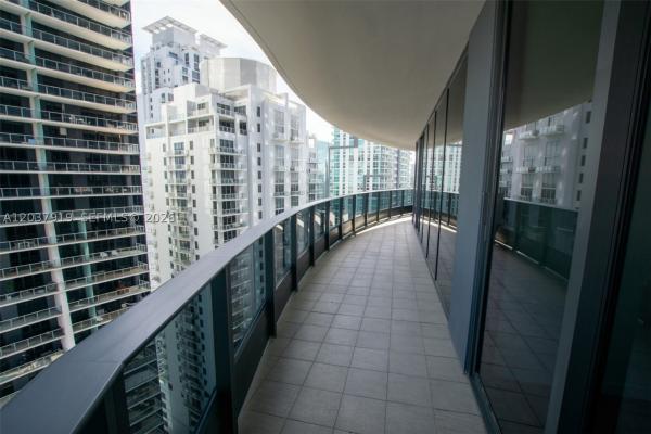 Brickell Flatiron, 1000 Brickell Plz #2809, Miami, Florida 33131, image 2
