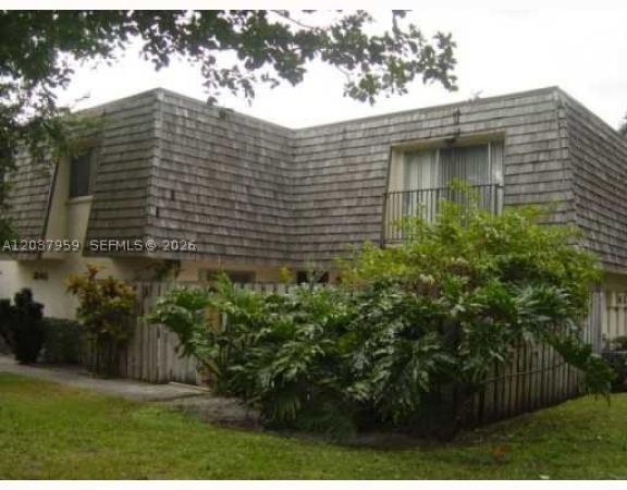 Woodvale, 2060 SW 90th Ave #A-18, Davie, Florida 33324, image 2
