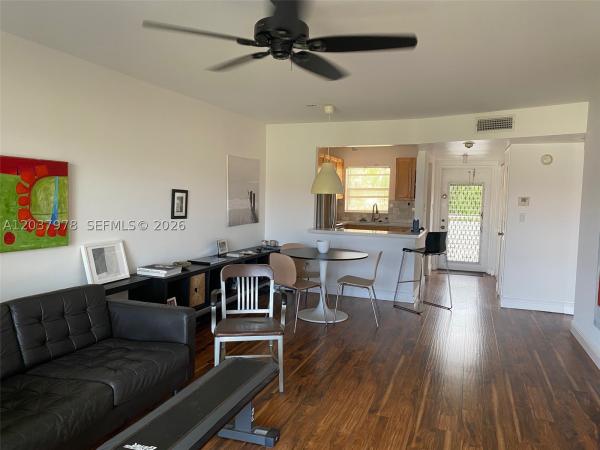 Sunrise Lakes 3, 8861 Sunrise Lakes Blvd #311, Sunrise, Florida 33322, image 2