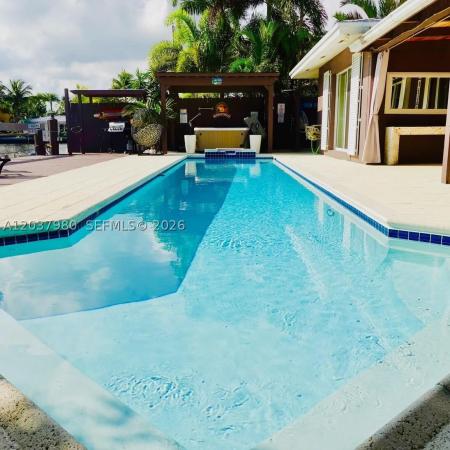 Coral Point, 2100 NE 24th St, Wilton Manors, Florida 33305, image 1