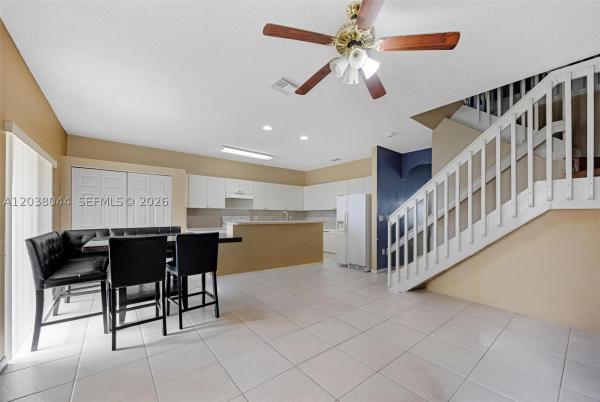 Towngate, 2209 SE 25th Ave, Homestead, Florida 33035, image 2