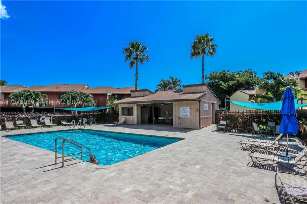 Sandpiper Woods, 444 SE 14th St, Dania Beach, Florida 33004, image 1