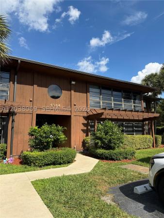 Doral Park Country Club Villas, 4944 NW 102nd Ave #204-3, Doral, Florida 33178, image 3