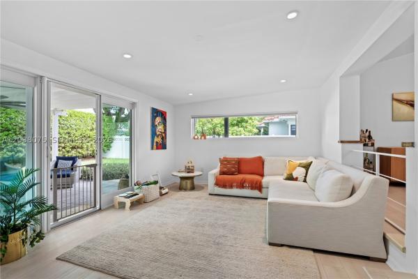 North Bay Island, 7611 Miami View Dr, North Bay Village, Florida 33141, image 3