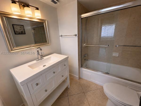Commodore Plaza Century, 2780 NE 183rd St #810, Aventura, Florida 33160, image 2