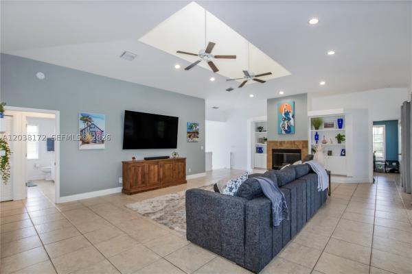 Pineland, 14500 Bokeelia Rd, Bokeelia, Florida 33922, image 2