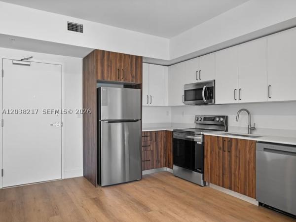 2479 NE 192nd St #306, Unincorporated Dade County, Florida 33180, image 3