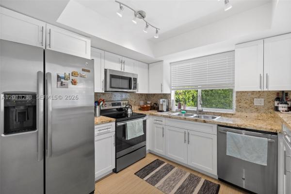 Granada, 811 Capri St, Coral Gables, Florida 33134, image 1