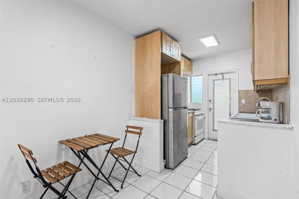 7840 Harding Ave #3, Miami Beach, Florida 33141, image 2
