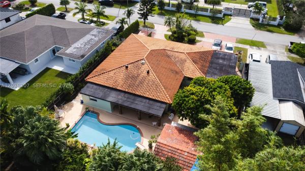 9601 SW 66th St, Unincorporated Dade County, Florida 33173, image 1