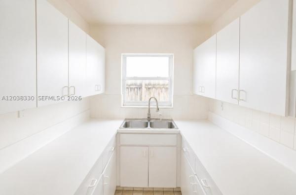 7271 Gary Ave #4, Miami Beach, Florida 33141, image 1