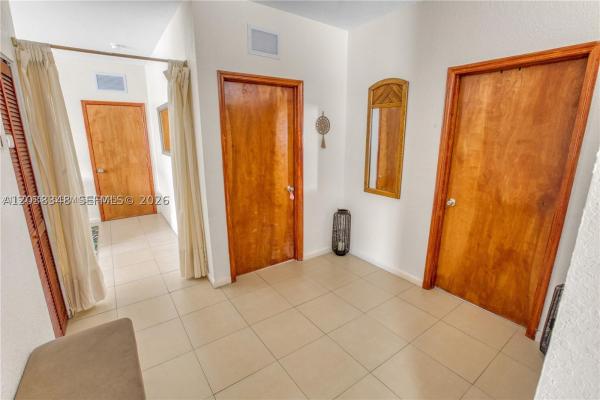 311 NW 95th St, Unincorporated Dade County, Florida 33150, image 2