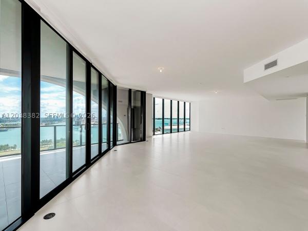 One Thousand Museum, 1000 Biscayne Blvd #2002, Miami, Florida 33132, image 2