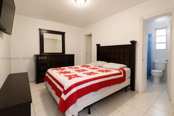 Hialeah Residential, 572 E 38th St, Hialeah, Florida 33013, image 3