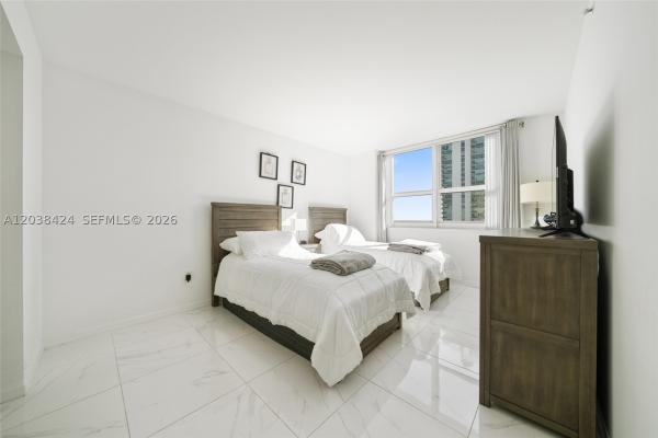 The Mark On Brickell, 1155 Brickell Bay Dr #2501, Miami, Florida 33131, image 2