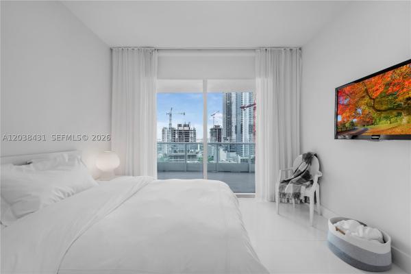 900 Biscayne Bay, 900 Biscayne Blvd #2302, Miami, Florida 33132, image 1
