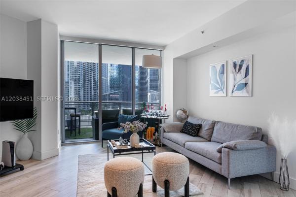 Wind, 350 S Miami Ave #2108, Miami, Florida 33130, image 1