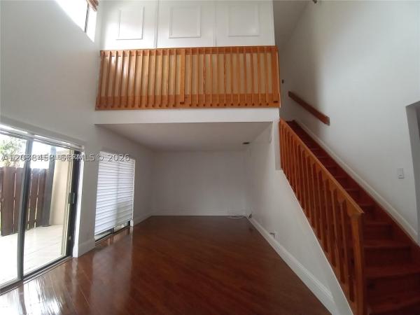6533 NW 170th Ln, Hialeah, Florida 33015, image 1