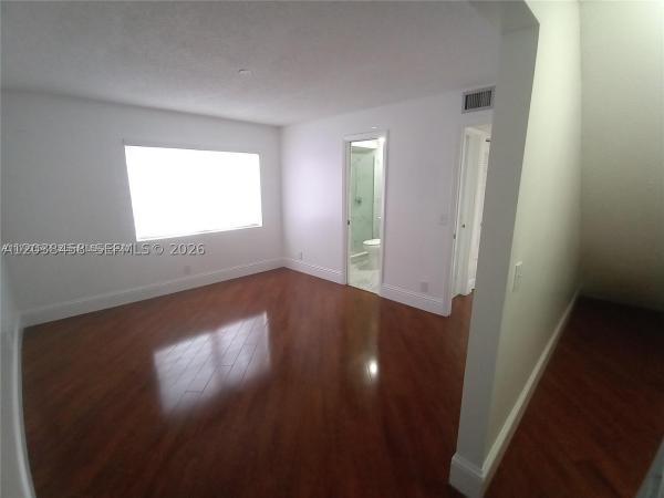 6533 NW 170th Ln, Hialeah, Florida 33015, image 2
