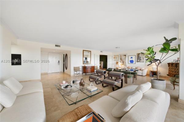 1800 NE 114th St #1811, Unincorporated Dade County, Florida 33181, image 1