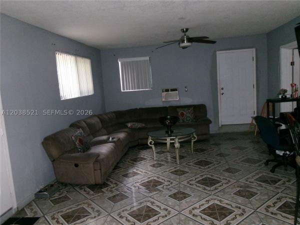 Unincorporated Dade County, Florida 33162, image 2