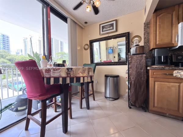 Winston Towers 600, 210 174th St #M18, Sunny Isles Beach, Florida 33160, image 2