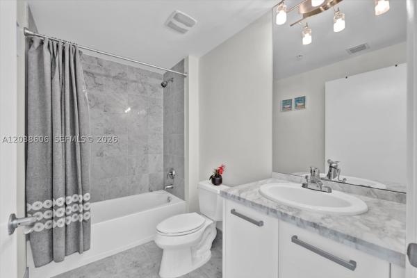 Vizcayne North, 244 Biscayne Blvd #1803, Miami, Florida 33132, image 1