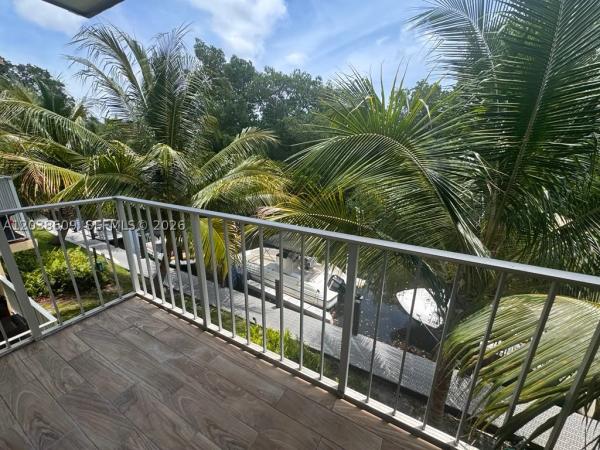 Hidden Waters, 1860 Venice Park Dr #208, North Miami, Florida 33181, image 2