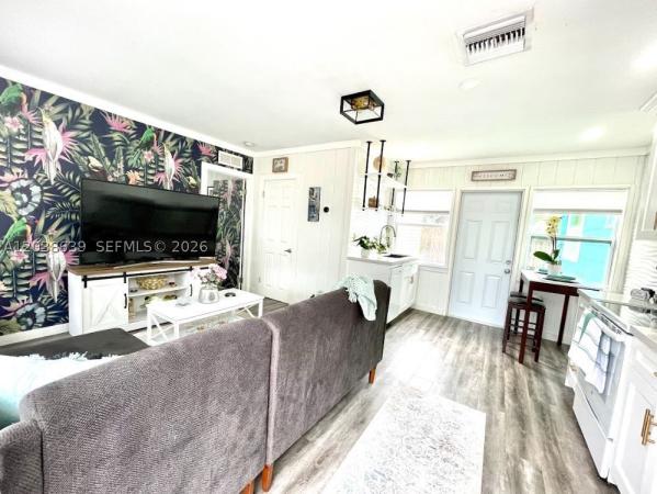 Hollywood Terrace, 1218 N 24th Ave, Hollywood, Florida 33020, image 2