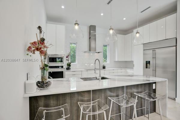 Gables By The Sea, 1601 Lugo Ave, Coral Gables, Florida 33156, image 2