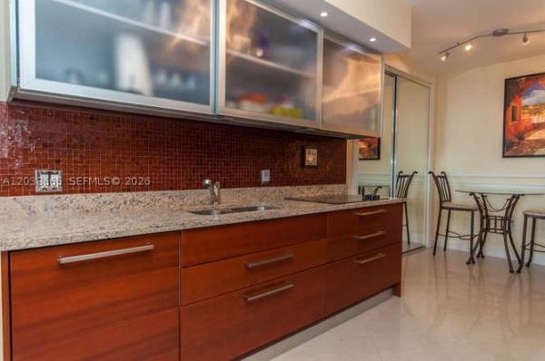 Beach Club 3, 1800 S Ocean Dr #3103, Hallandale Beach, Florida 33009, image 2