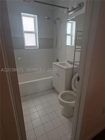 481 NW 84th Ln, Unincorporated Dade County, Florida 33150, image 1