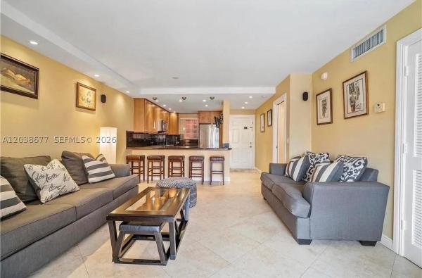 Tennis Club Johnston, 660 Tennis Club Dr #304, Fort Lauderdale, Florida 33311, image 3