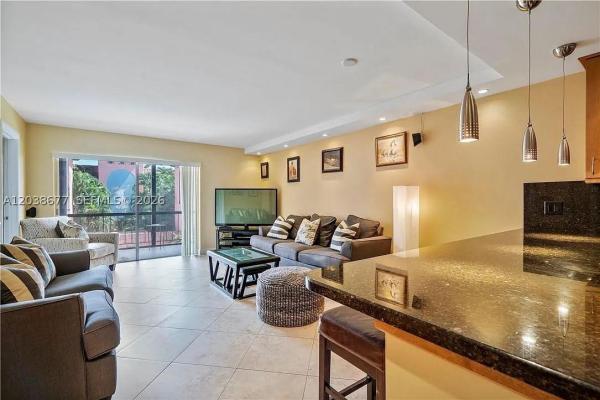 Tennis Club Johnston, 660 Tennis Club Dr #304, Fort Lauderdale, Florida 33311, image 2
