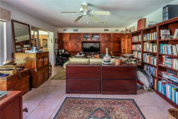 Hollywood Lakes, 1251 Buchanan St, Hollywood, Florida 33019, image 3