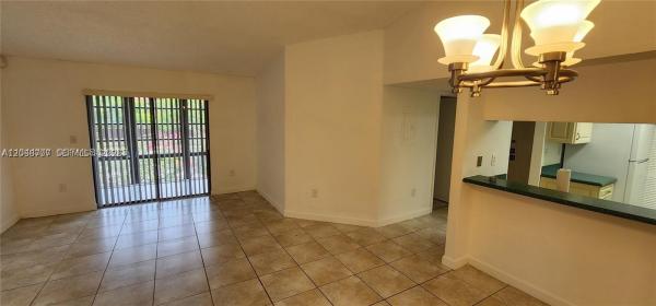 931 NE 199th St #202-22, Unincorporated Dade County, Florida 33179, image 3