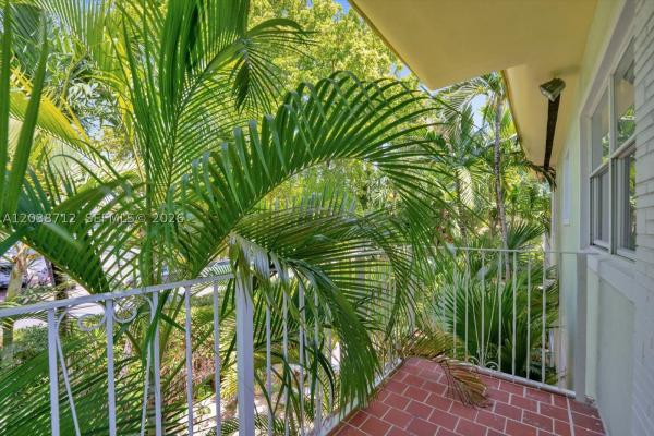 The Pineapple, 653 Michigan Ave #15, Miami Beach, Florida 33139, image 2