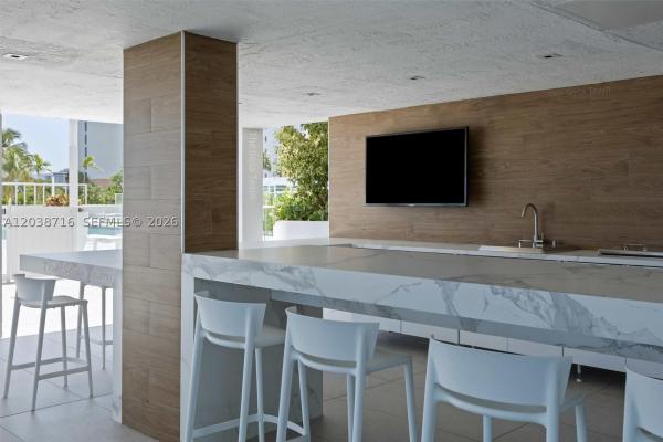 Isola, 770 Claughton Island Dr #2016, Miami, Florida 33131, image 2
