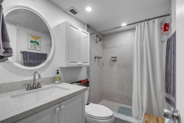 Island Breakers, 150 Ocean Lane Dr #7C, Key Biscayne, Florida 33149, image 1