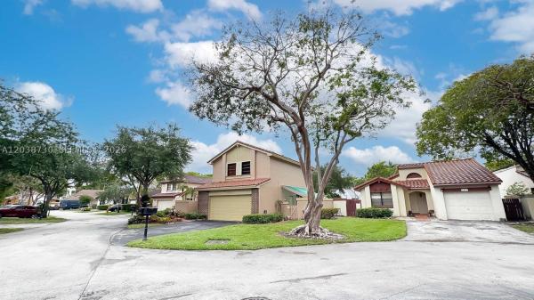 6320 NW 173rd St, Hialeah, Florida 33015, image 1