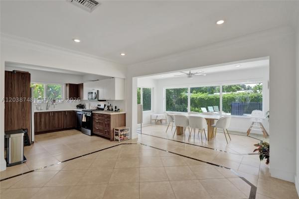 Keystone Point, 2025 Alamanda Dr, North Miami, Florida 33181, image 3