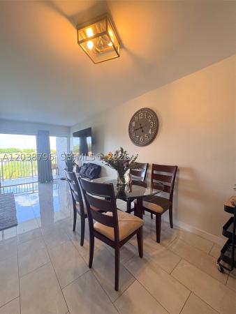 9375 Fontainebleau Blvd #L-403, Unincorporated Dade County, Florida 33172, image 1