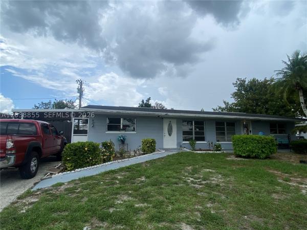 Homestead Park, 1111 Vineyard St, Lehigh Acres, Florida 33936, image 3