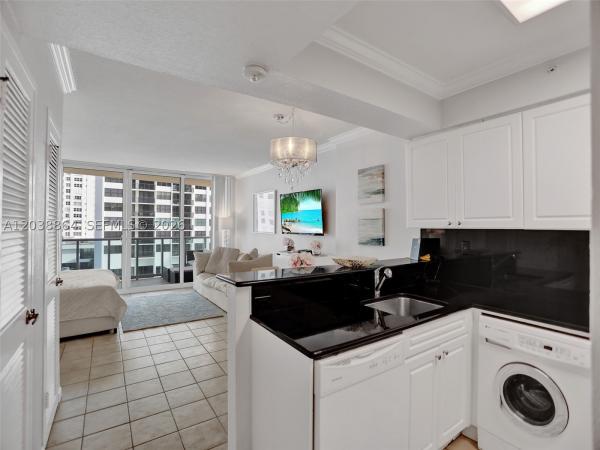 The Wave, 2501 S Ocean Dr #605, Hollywood, Florida 33019, image 1