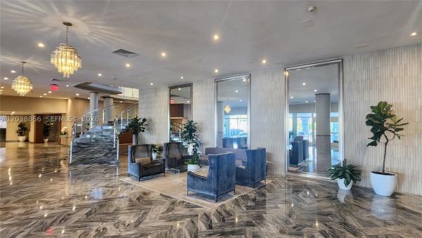 The Carriage House, 5401 Collins Ave #1513, Miami Beach, Florida 33140, image 2