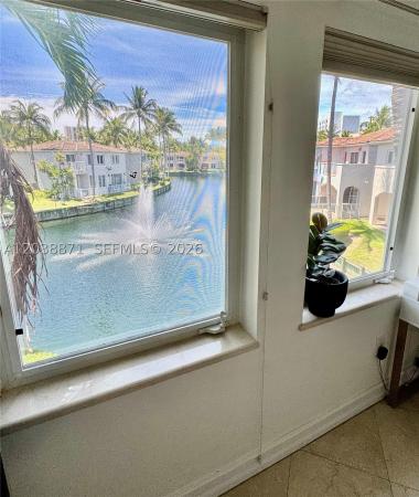 Aventura Lakes, 3016 NE 210th St, Aventura, Florida 33180, image 1