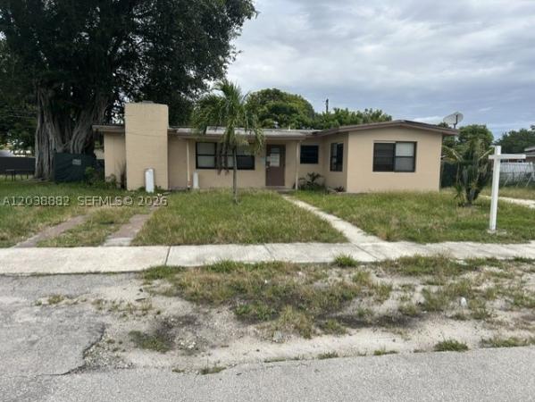 Lauderdale Manors, 1001 NW 13th Ct, Fort Lauderdale, Florida 33311, image 3